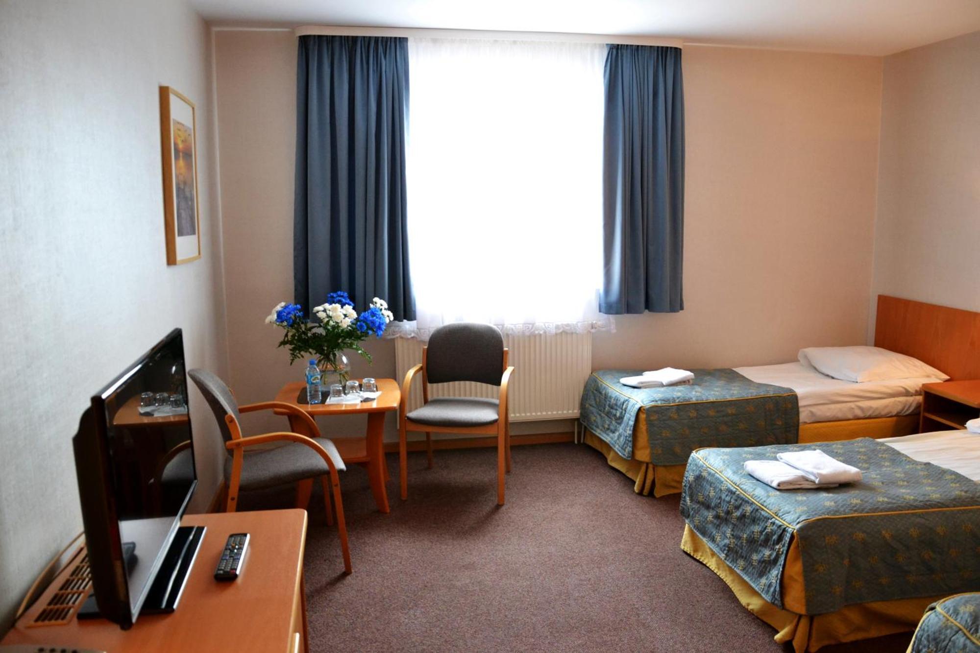 Hotel Orlik Płońsk Rom bilde