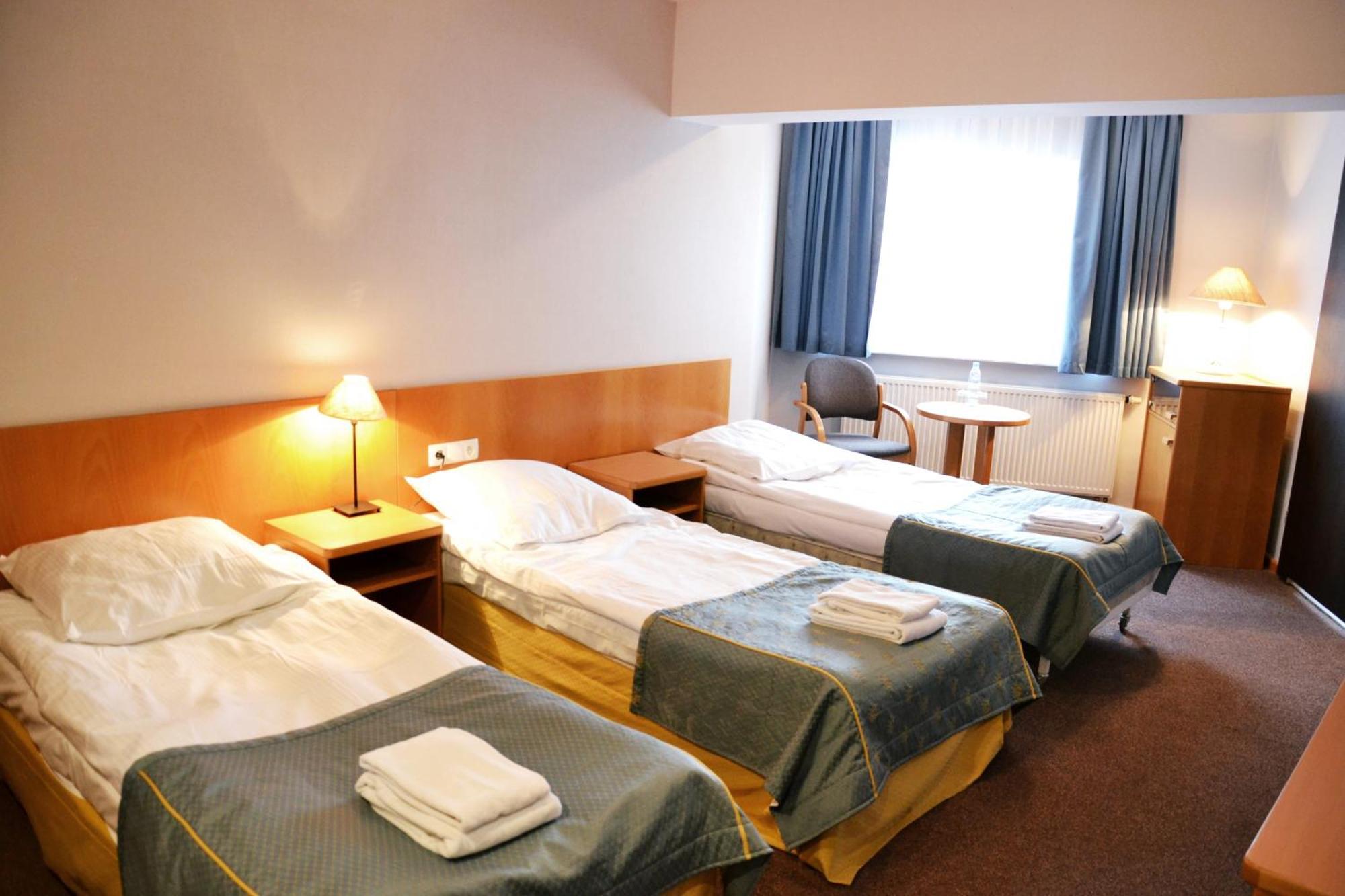 Hotel Orlik Płońsk Rom bilde