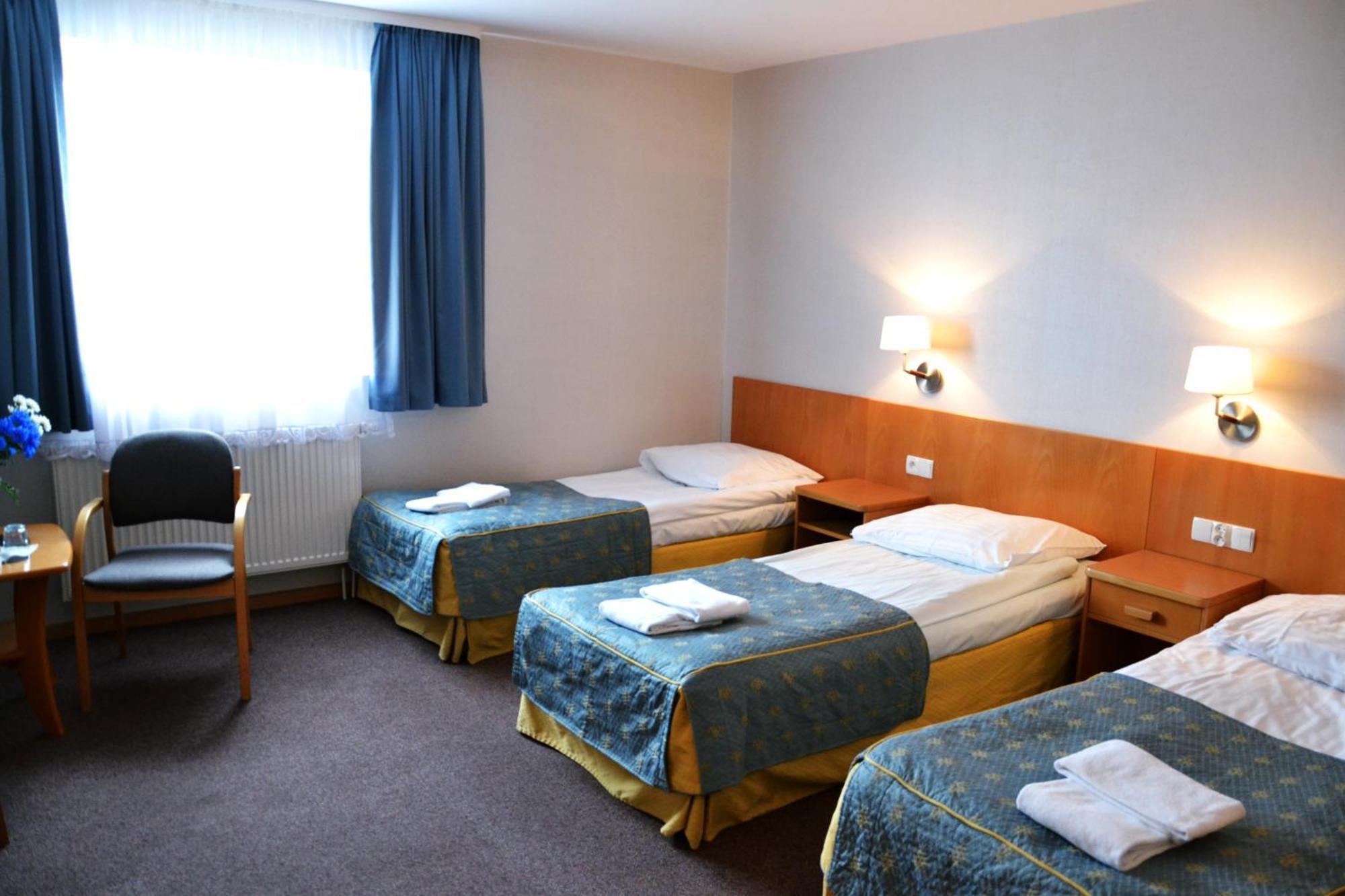 Hotel Orlik Płońsk Rom bilde